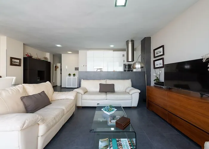 Apartment Living Canteras Homes - Canteras Penthouse *